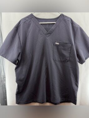 Figs Men's Charcoal( #3468)Leon 3-Pocket Scrub Top Size XXL
